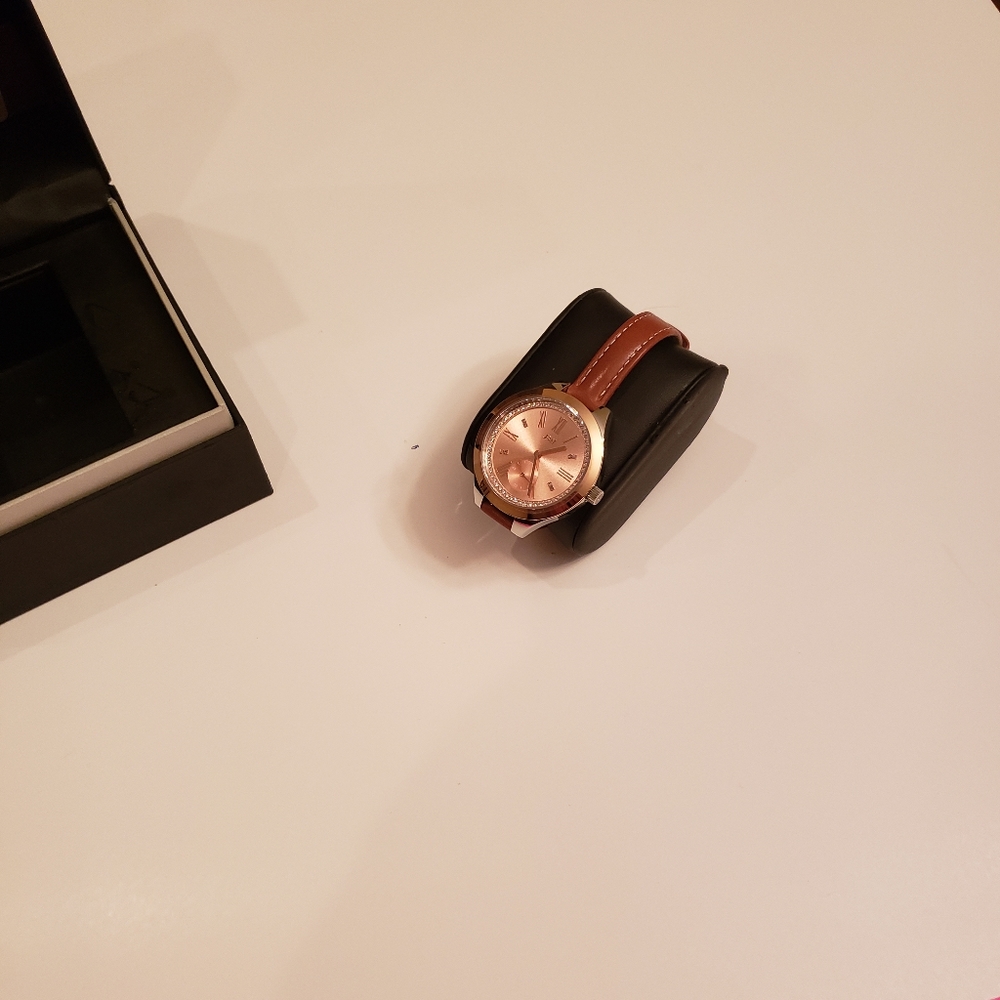 JBW ladies watch , worn just once. It is like new. Gold, leader stripe.